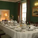 Castle Grove 4*