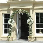 Castle Grove Hotel 4*