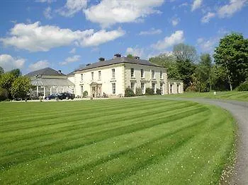 Castle Grove לטרקני