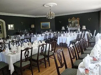 Castle Grove Otel